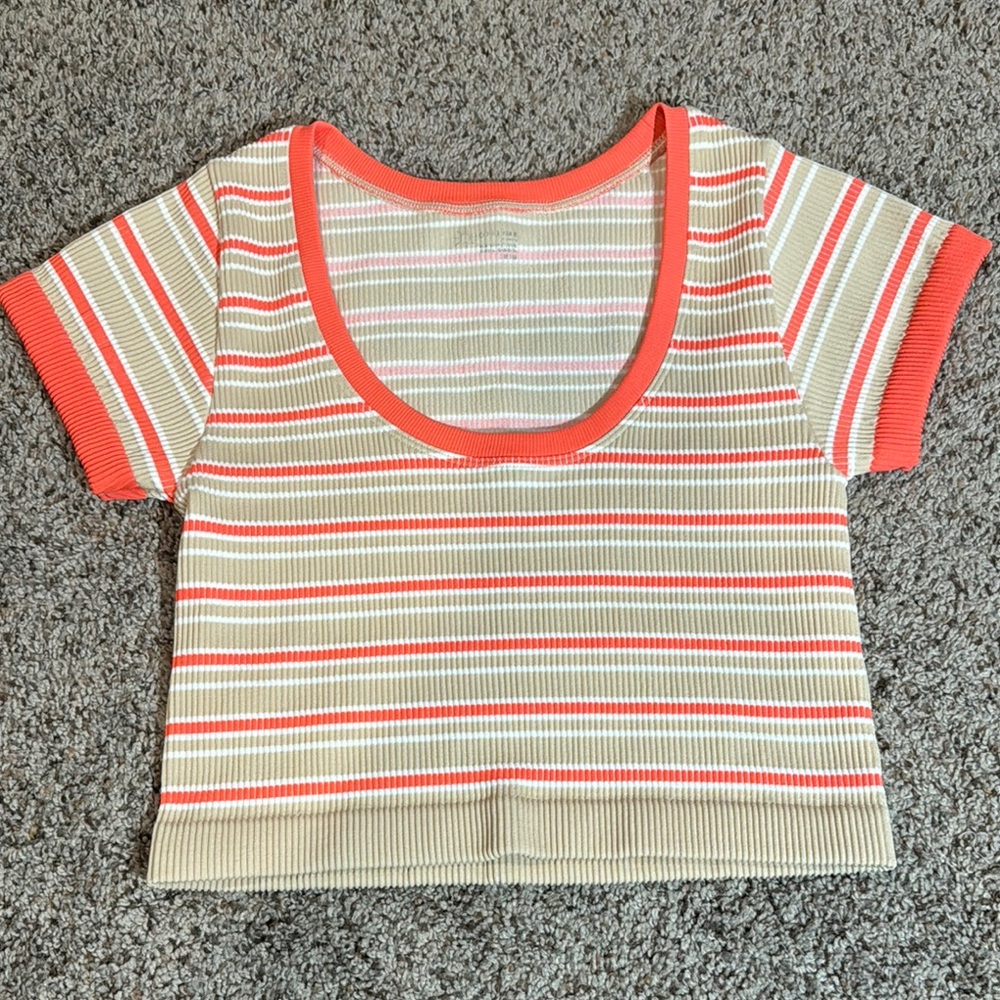 NWT Aerie Seamless Rib Scoop T-Shirt